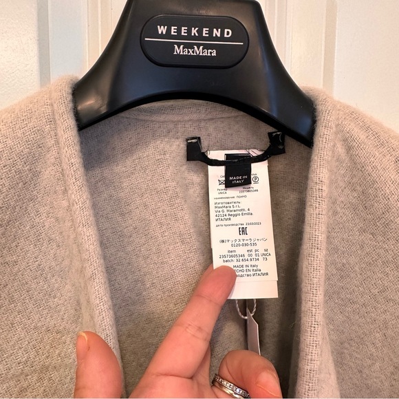 Made In Italy Weekend Max Mara Label-cut Wool Blend Large Cape Sz:OS Fall/Winter - Picture 8 of 16